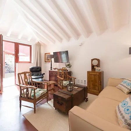 Lovelystay - Caldeireiros Garden Little House Apartamento