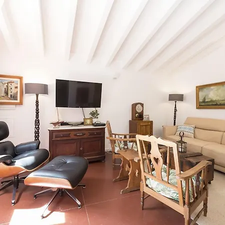 Apartamento Lovelystay - Caldeireiros Garden Little House
